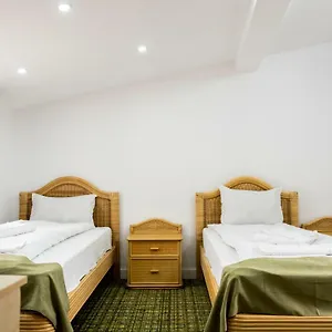 *** Otel Casa Gabriela Romanya